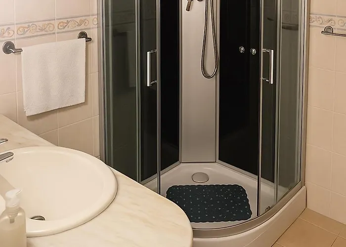 Espaco Perto Aeroporto 3* Ponta Delgada