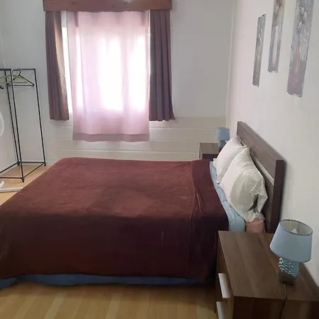 Espaço Perto Aeroporto 3*