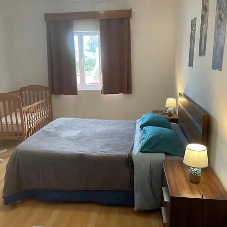 Espaco Perto Aeroporto 3* Πόντα Ντελγκάντα